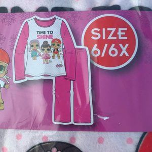 LOL Surprise Sleepwear Set with bonus Collector's Guide - NWT